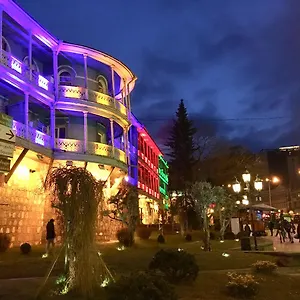 Апартаменты In Old Orbeliani Square, Тбилиси
